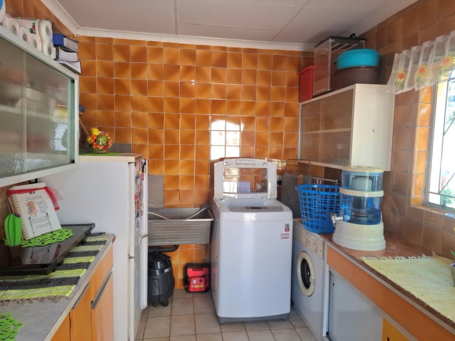 3 Bedroom Property for Sale in Helikonpark Gauteng