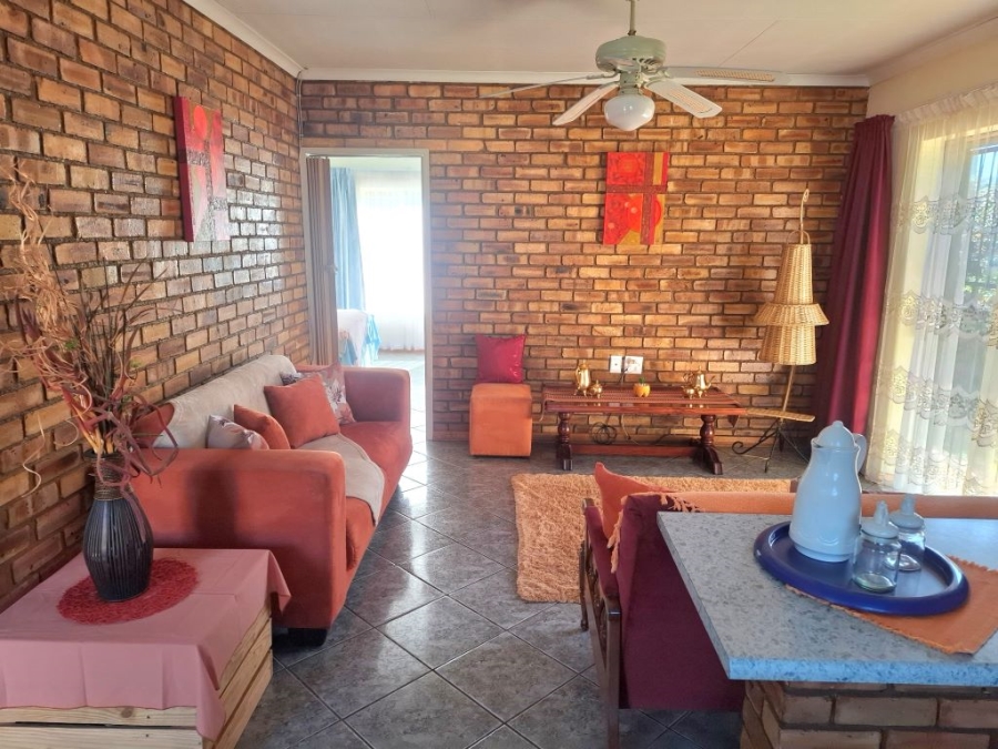3 Bedroom Property for Sale in Helikonpark Gauteng