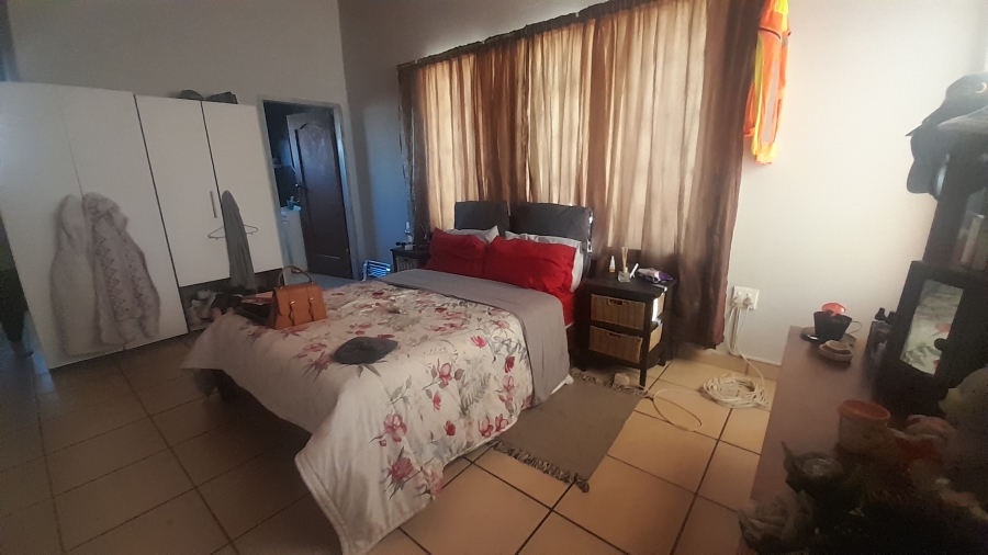 4 Bedroom Property for Sale in Noycedale Gauteng