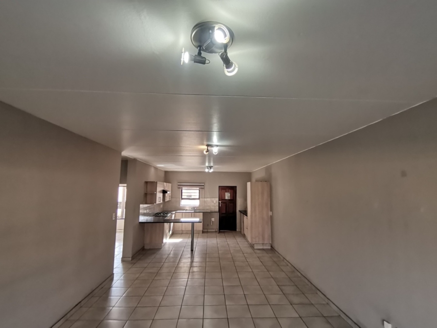 To Let 3 Bedroom Property for Rent in New Market Park Gauteng