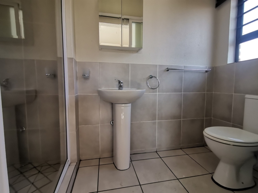 To Let 3 Bedroom Property for Rent in New Market Park Gauteng