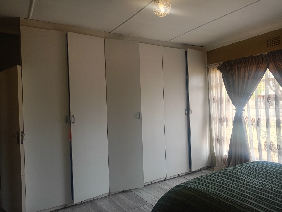 3 Bedroom Property for Sale in Three Rivers Gauteng