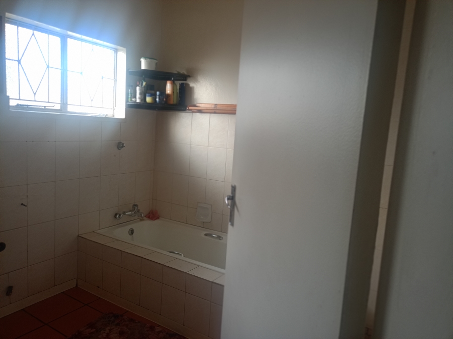 3 Bedroom Property for Sale in Three Rivers Gauteng