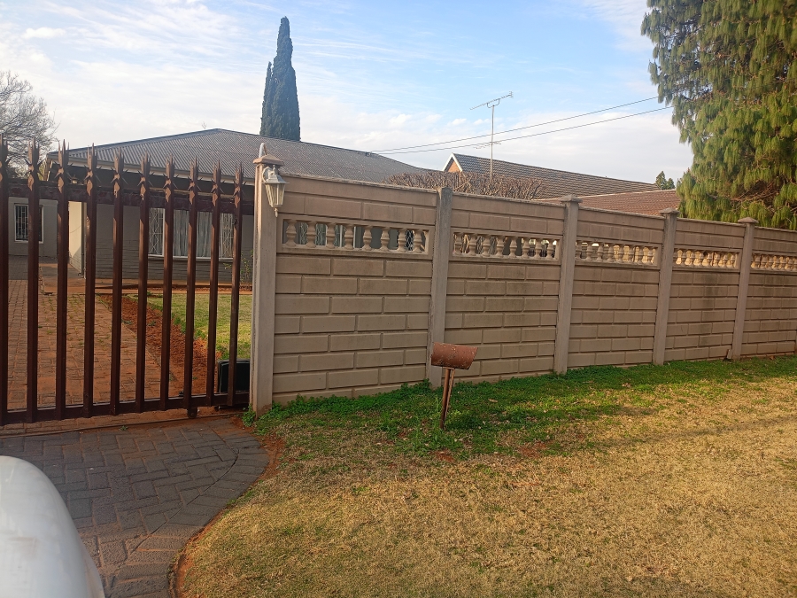 3 Bedroom Property for Sale in Three Rivers Gauteng