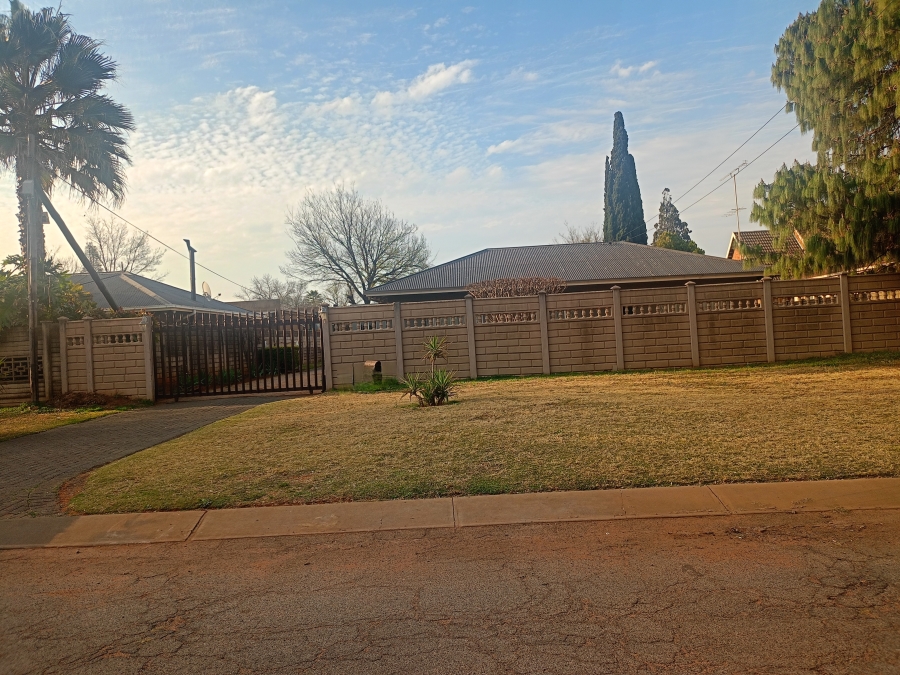 3 Bedroom Property for Sale in Three Rivers Gauteng