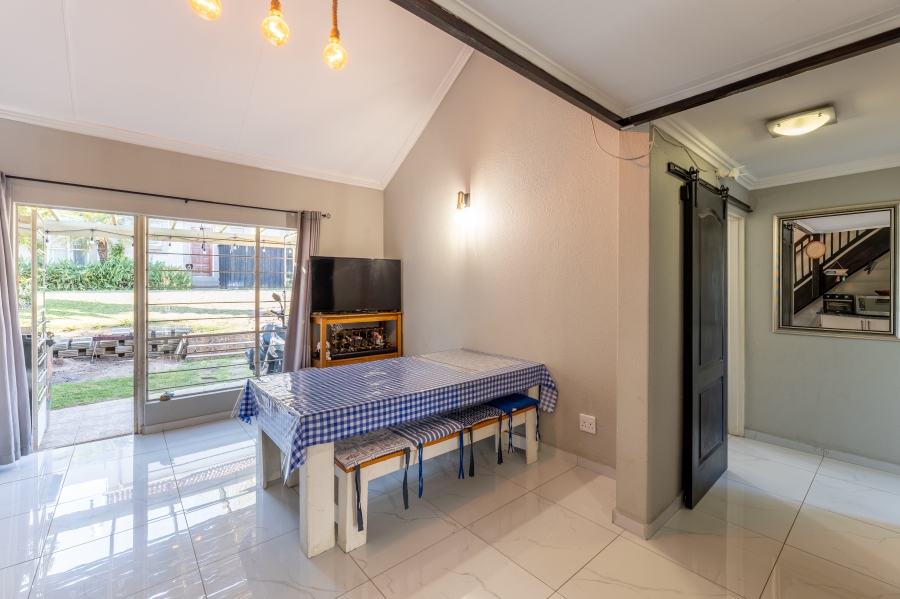 2 Bedroom Property for Sale in Douglasdale Gauteng