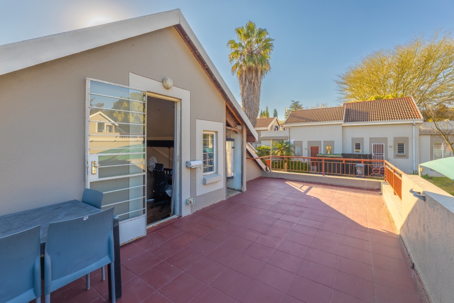 2 Bedroom Property for Sale in Douglasdale Gauteng