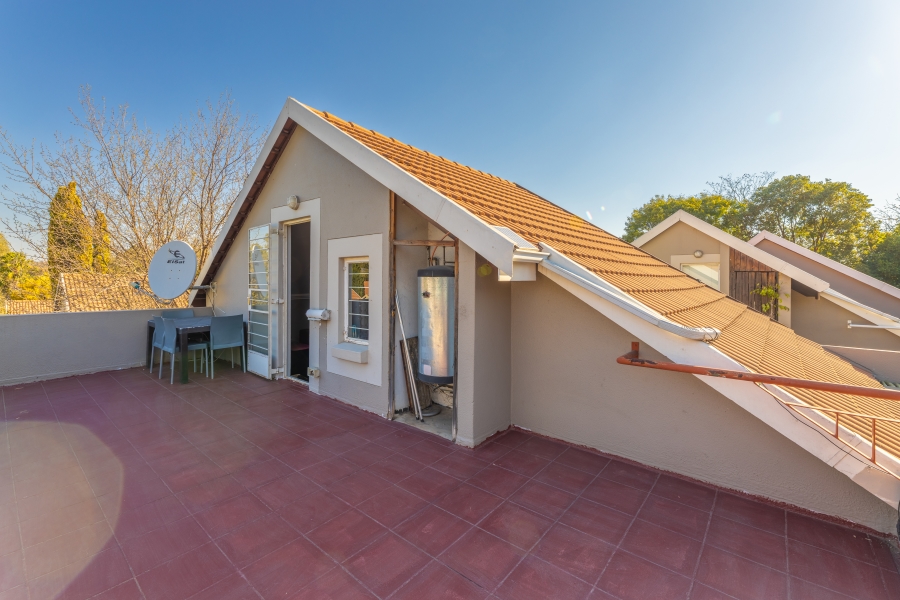 2 Bedroom Property for Sale in Douglasdale Gauteng