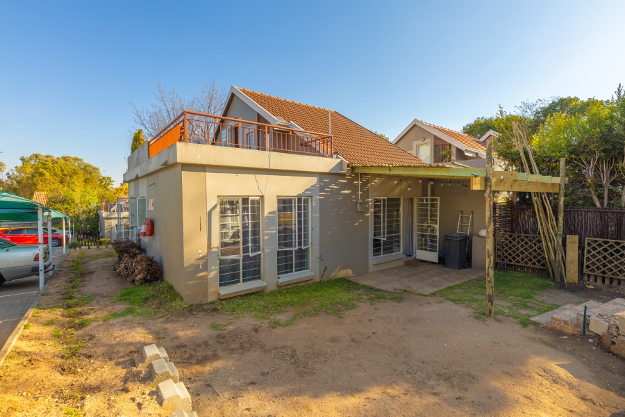 2 Bedroom Property for Sale in Douglasdale Gauteng