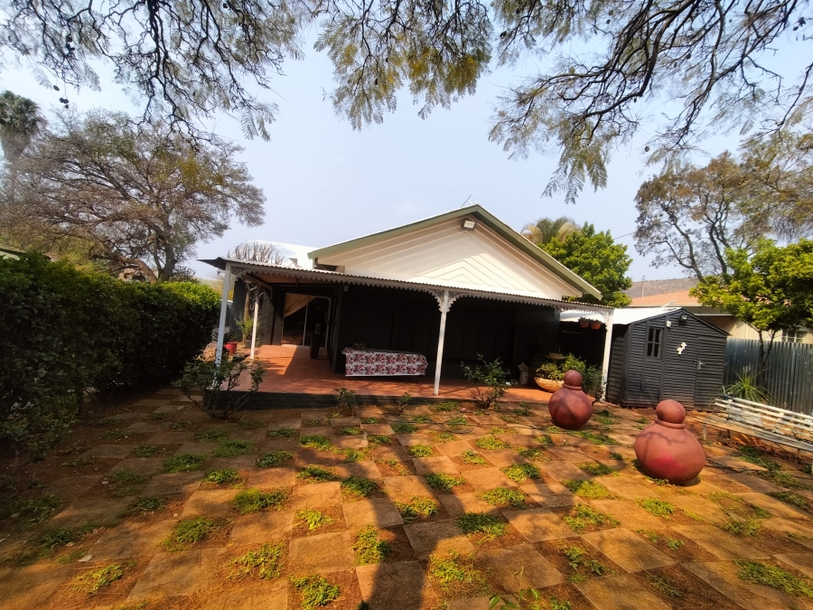 9 Bedroom Property for Sale in Pretoria North Gauteng