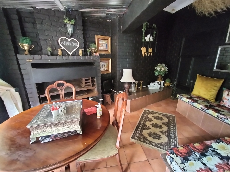 9 Bedroom Property for Sale in Pretoria North Gauteng