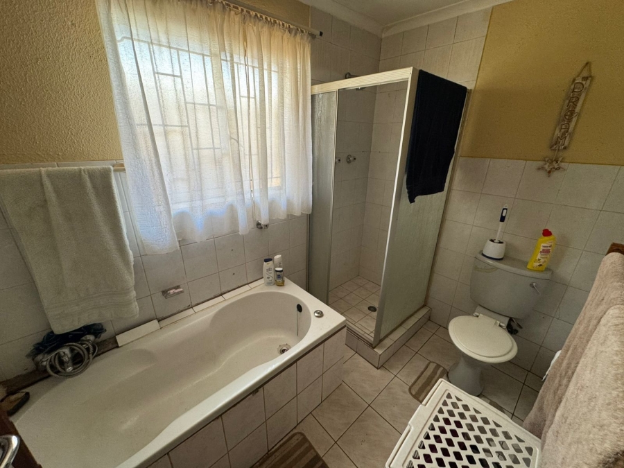 3 Bedroom Property for Sale in Brenthurst Gauteng