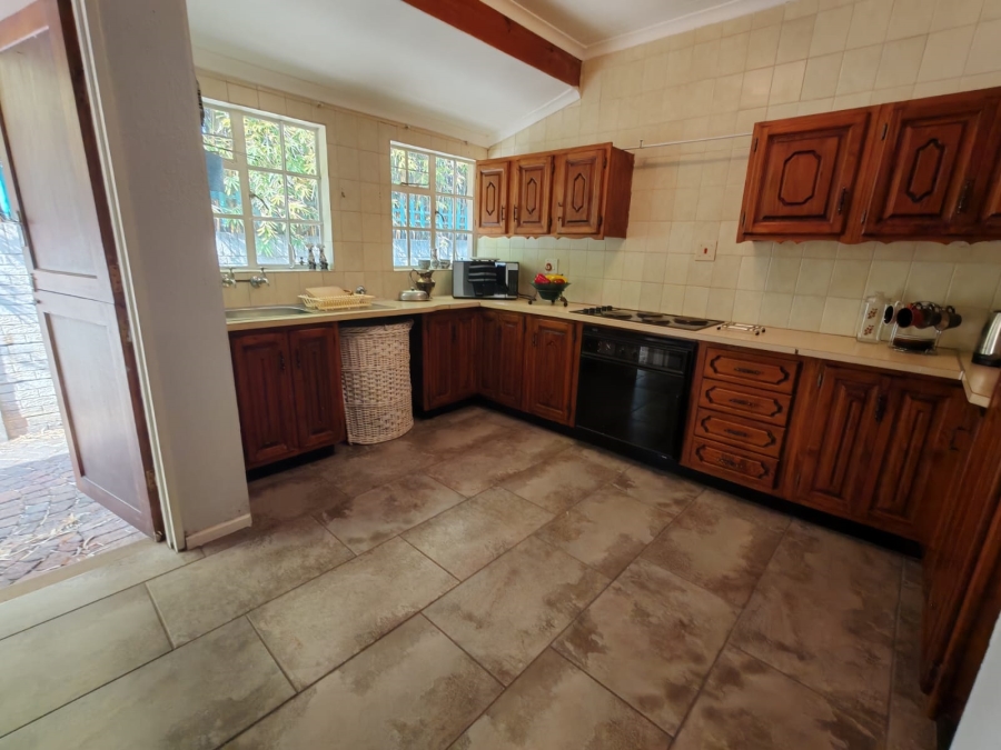 3 Bedroom Property for Sale in Vanderbijlpark SW 5 Gauteng