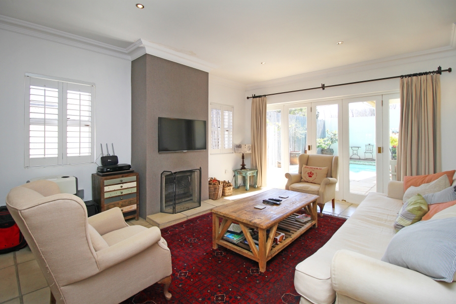 To Let 2 Bedroom Property for Rent in Parkhurst Gauteng