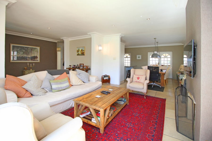 To Let 2 Bedroom Property for Rent in Parkhurst Gauteng
