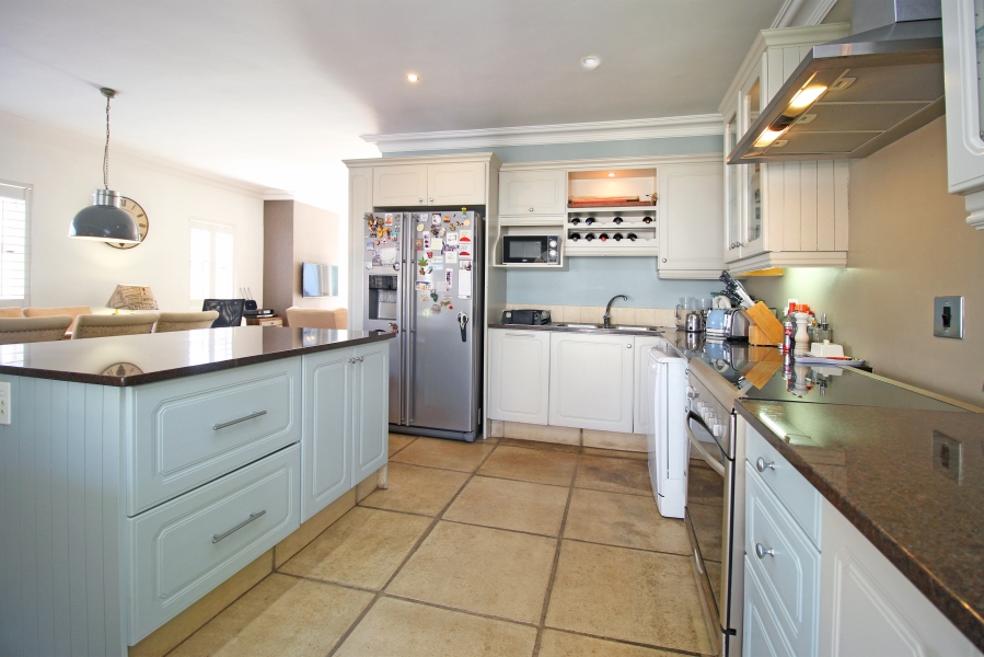 To Let 2 Bedroom Property for Rent in Parkhurst Gauteng