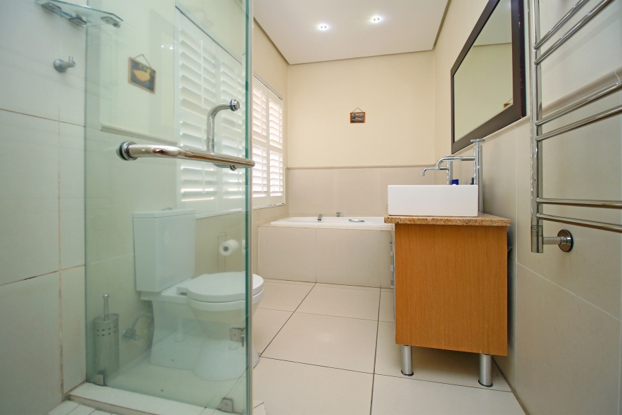 To Let 2 Bedroom Property for Rent in Parkhurst Gauteng