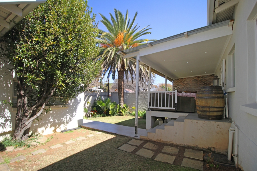 To Let 2 Bedroom Property for Rent in Parkhurst Gauteng