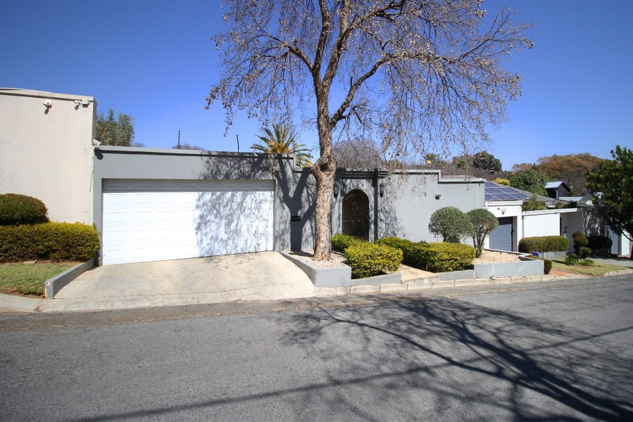To Let 2 Bedroom Property for Rent in Parkhurst Gauteng