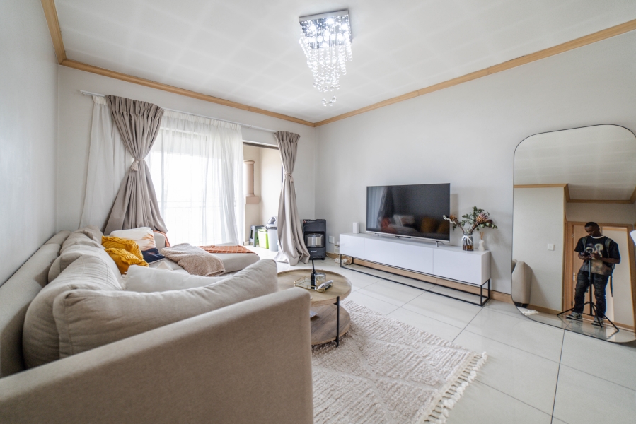To Let 2 Bedroom Property for Rent in Halfway Gardens Gauteng