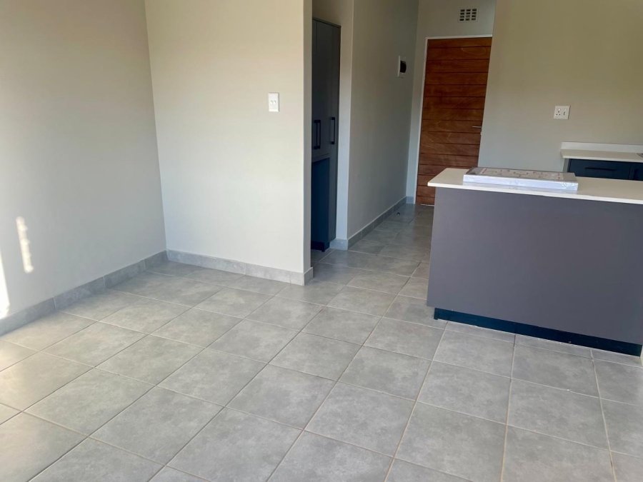 2 Bedroom Property for Sale in Sinoville Gauteng