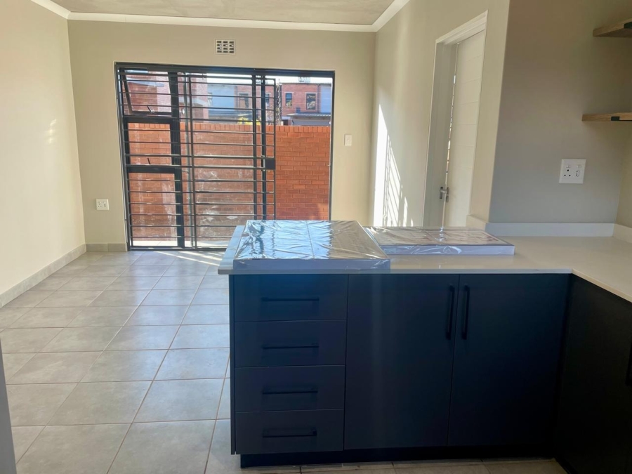 2 Bedroom Property for Sale in Sinoville Gauteng