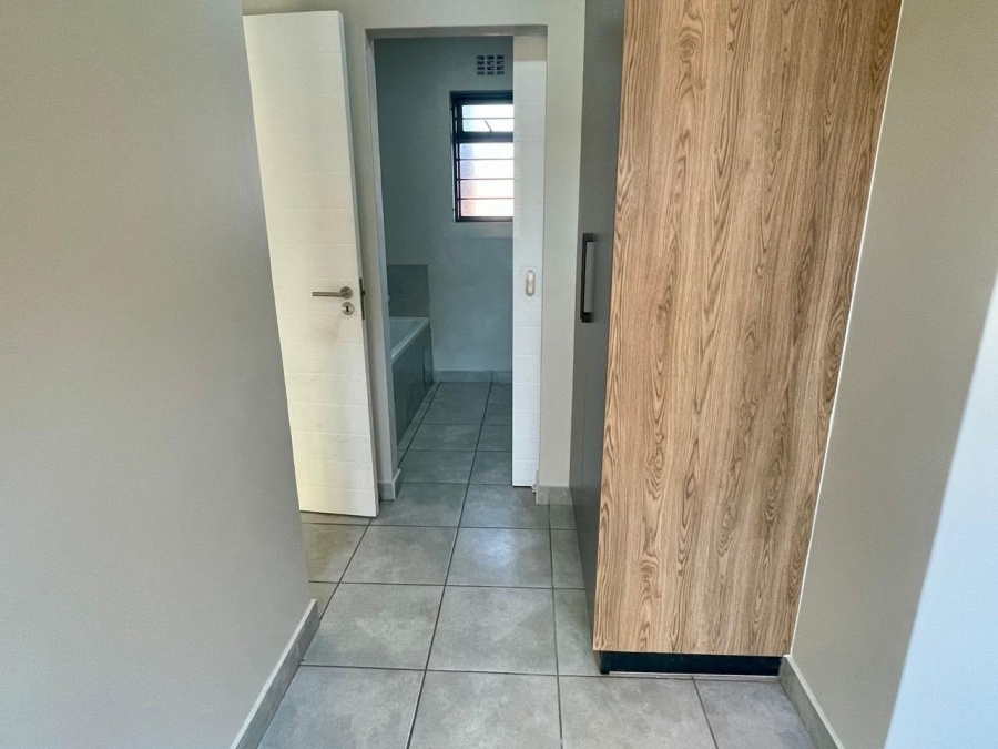 2 Bedroom Property for Sale in Sinoville Gauteng