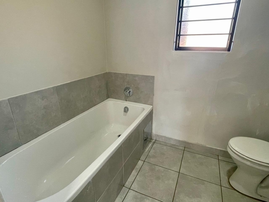 2 Bedroom Property for Sale in Sinoville Gauteng