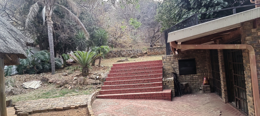 4 Bedroom Property for Sale in Mulbarton Gauteng