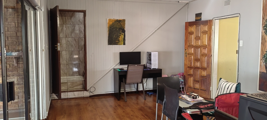 4 Bedroom Property for Sale in Mulbarton Gauteng