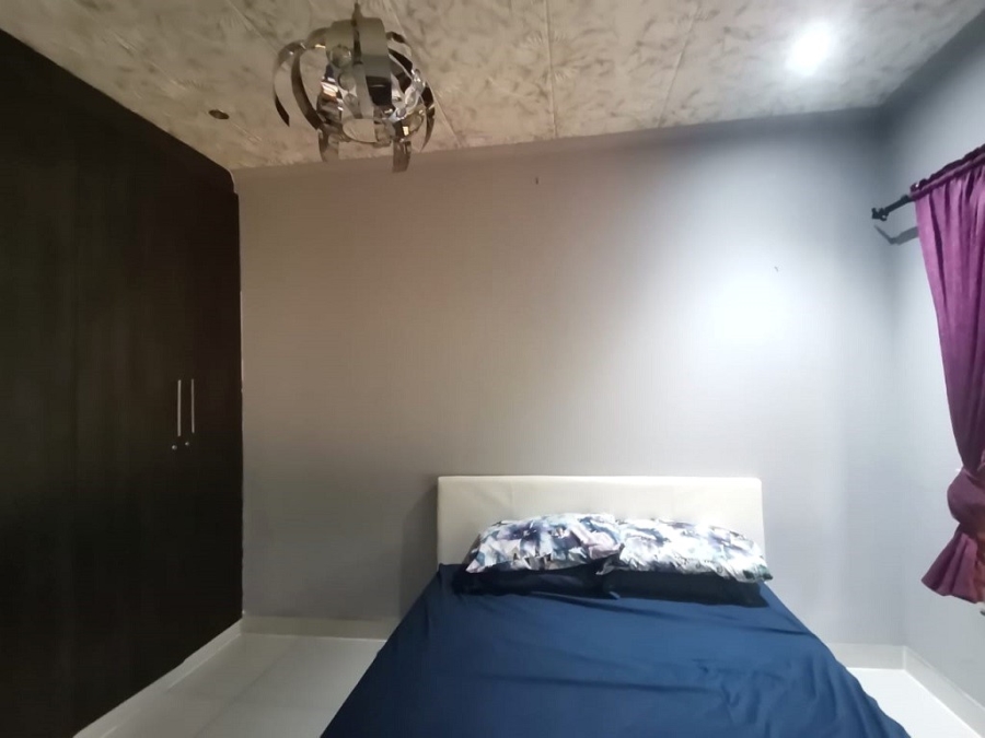 4 Bedroom Property for Sale in Mulbarton Gauteng
