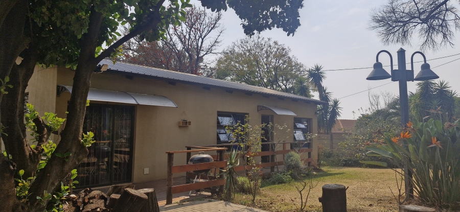 4 Bedroom Property for Sale in La Montagne Gauteng
