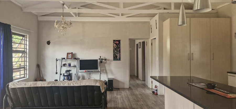 4 Bedroom Property for Sale in La Montagne Gauteng