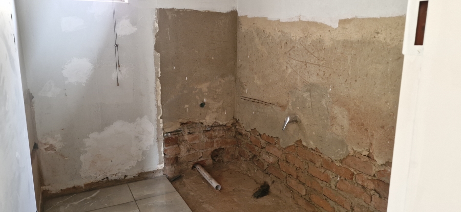 4 Bedroom Property for Sale in La Montagne Gauteng