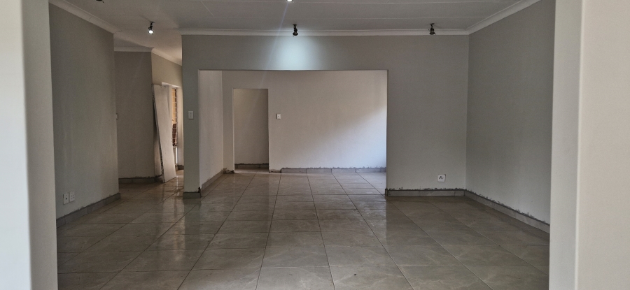 4 Bedroom Property for Sale in La Montagne Gauteng
