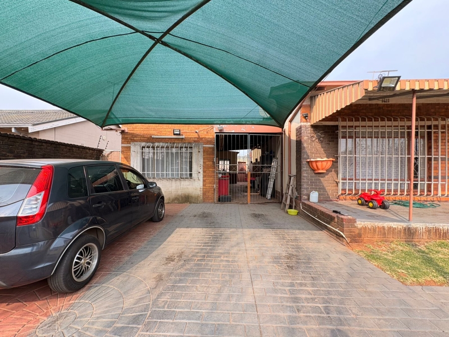3 Bedroom Property for Sale in Brenthurst Gauteng