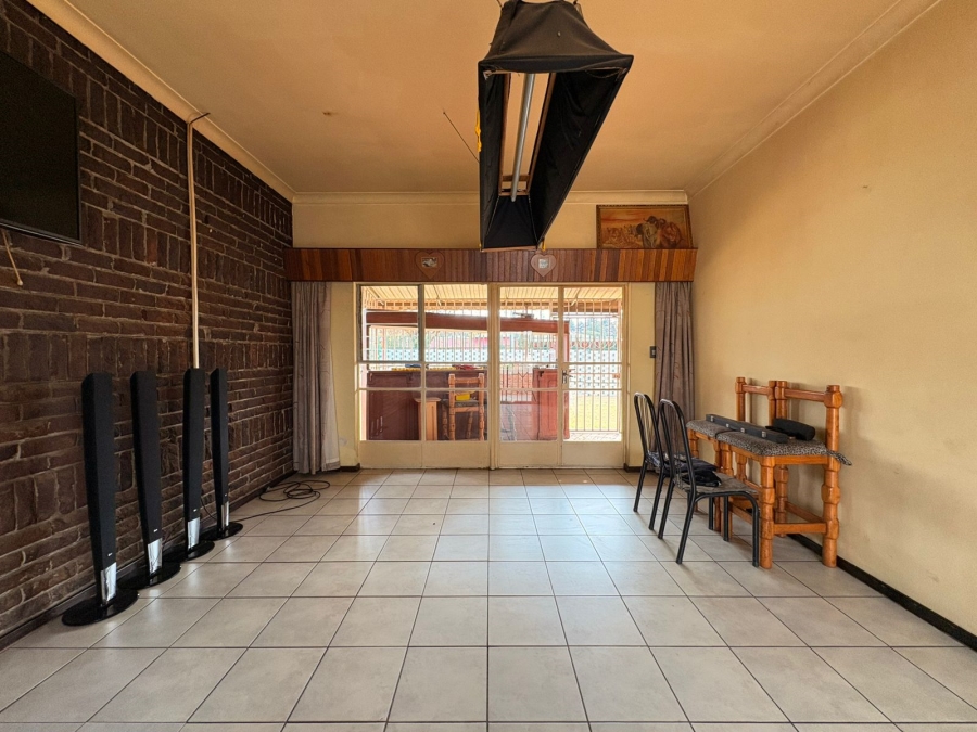 3 Bedroom Property for Sale in Brenthurst Gauteng