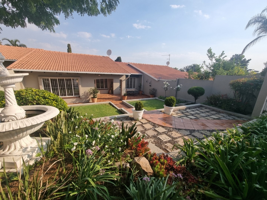 3 Bedroom Property for Sale in Bryanston Gauteng