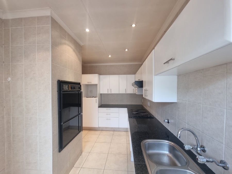 3 Bedroom Property for Sale in Bryanston Gauteng