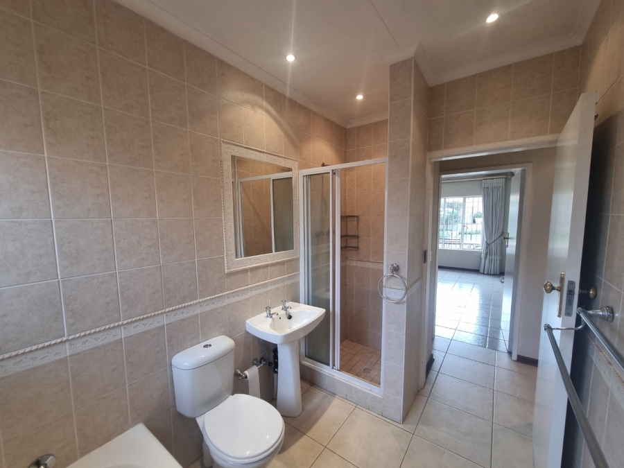 3 Bedroom Property for Sale in Bryanston Gauteng