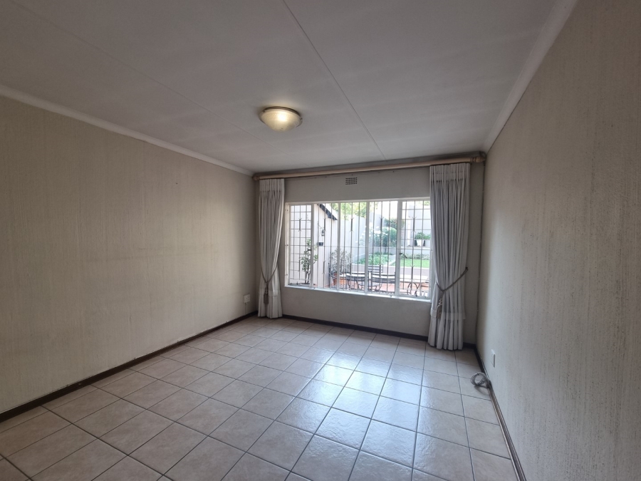 3 Bedroom Property for Sale in Bryanston Gauteng