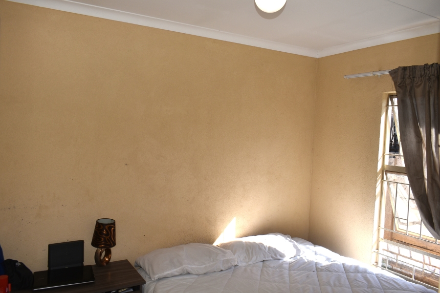 2 Bedroom Property for Sale in Rosslyn Gauteng