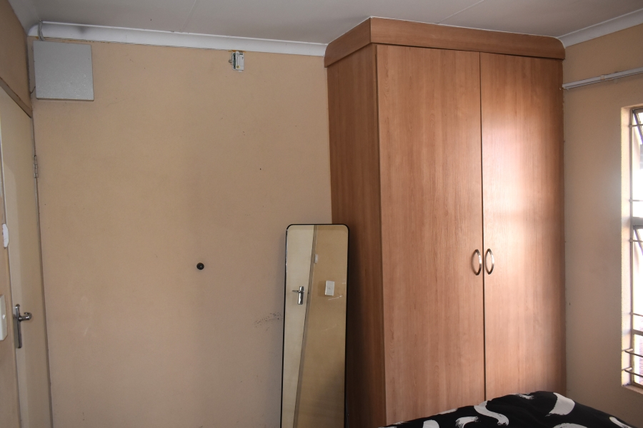 2 Bedroom Property for Sale in Rosslyn Gauteng