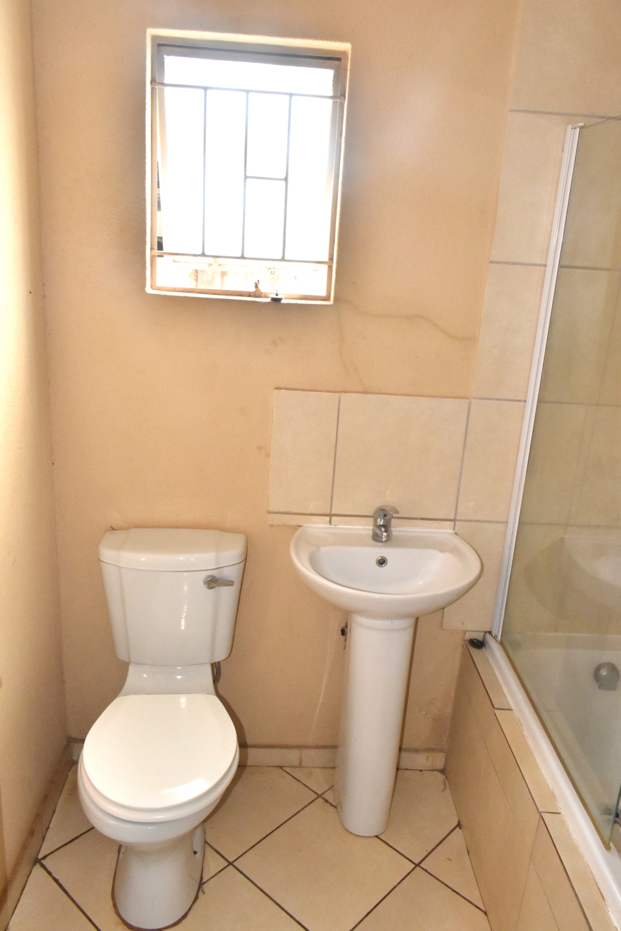 2 Bedroom Property for Sale in Rosslyn Gauteng