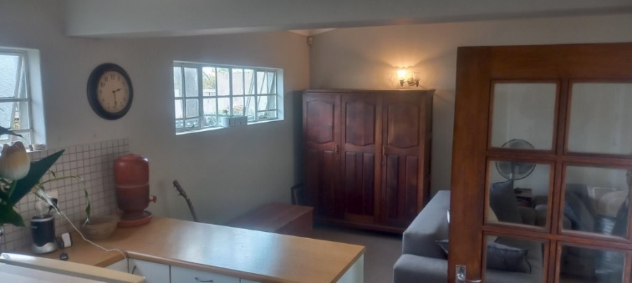 To Let 1 Bedroom Property for Rent in Robindale Gauteng