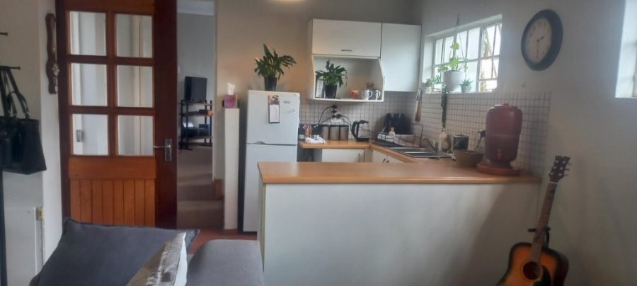 To Let 1 Bedroom Property for Rent in Robindale Gauteng
