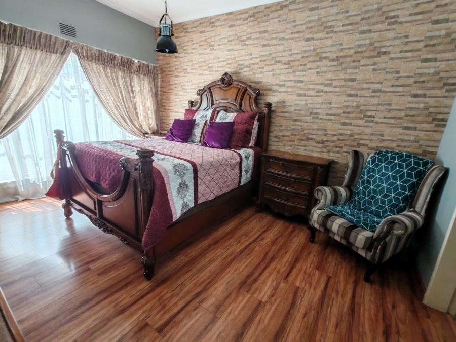 3 Bedroom Property for Sale in Vanderbijlpark SE 6 Gauteng