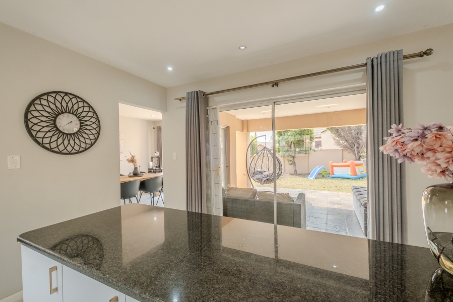 3 Bedroom Property for Sale in Thatchfield Estate Gauteng