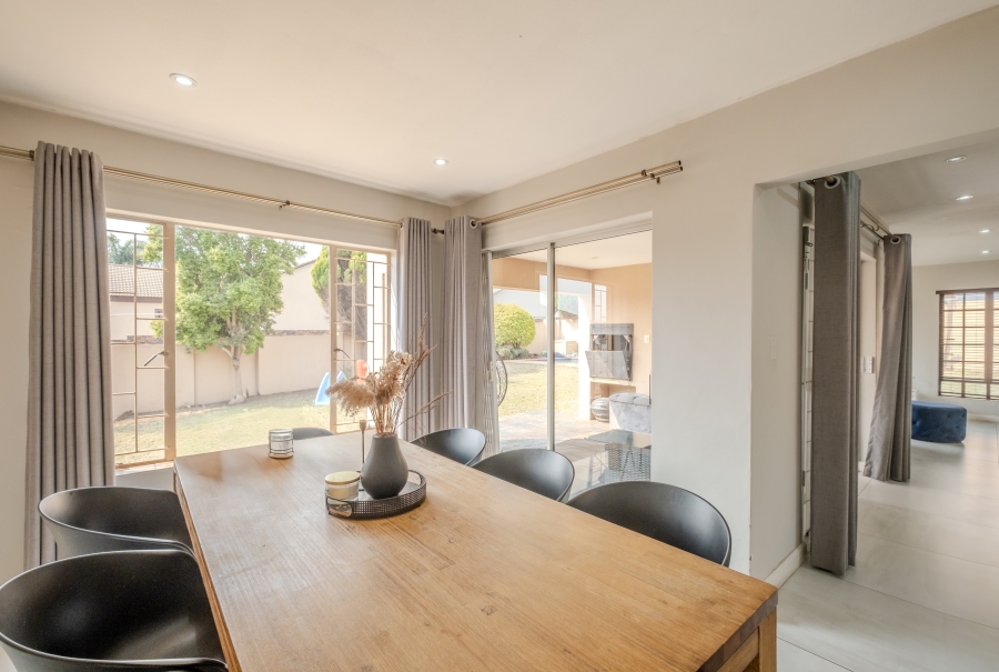 3 Bedroom Property for Sale in Thatchfield Estate Gauteng