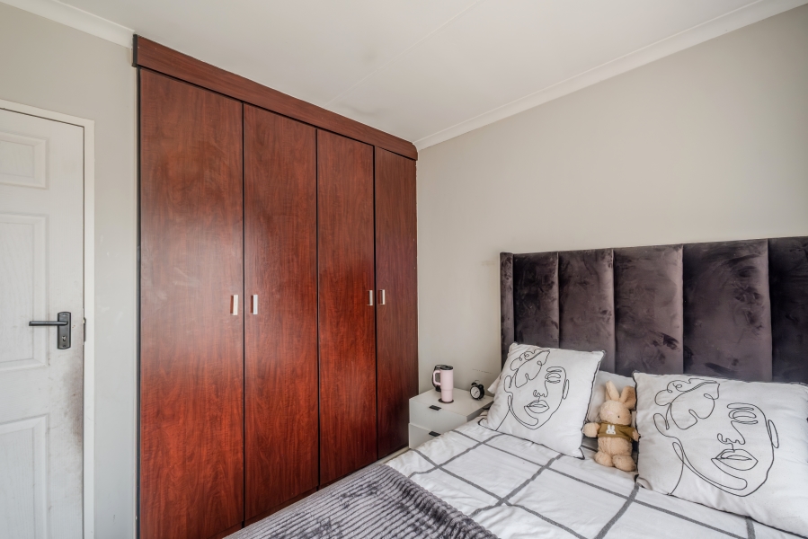 3 Bedroom Property for Sale in Thatchfield Estate Gauteng